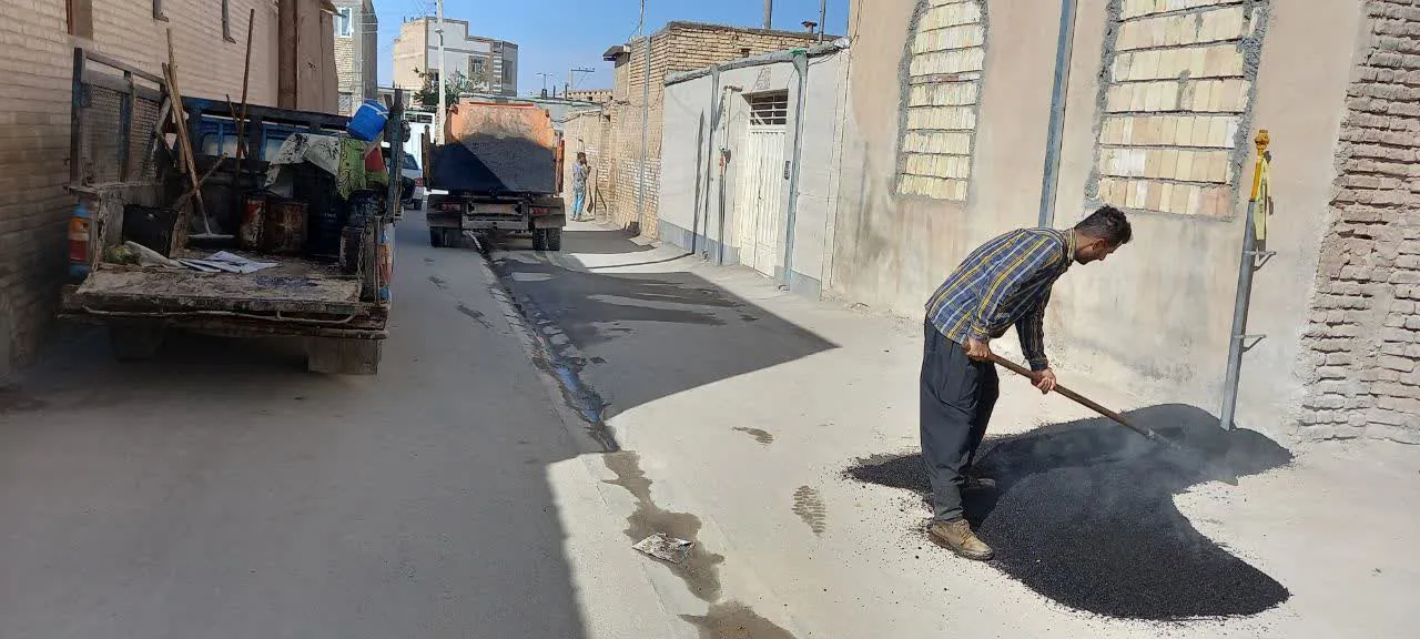 آسفالت نقاط مختلف سطح شهر 