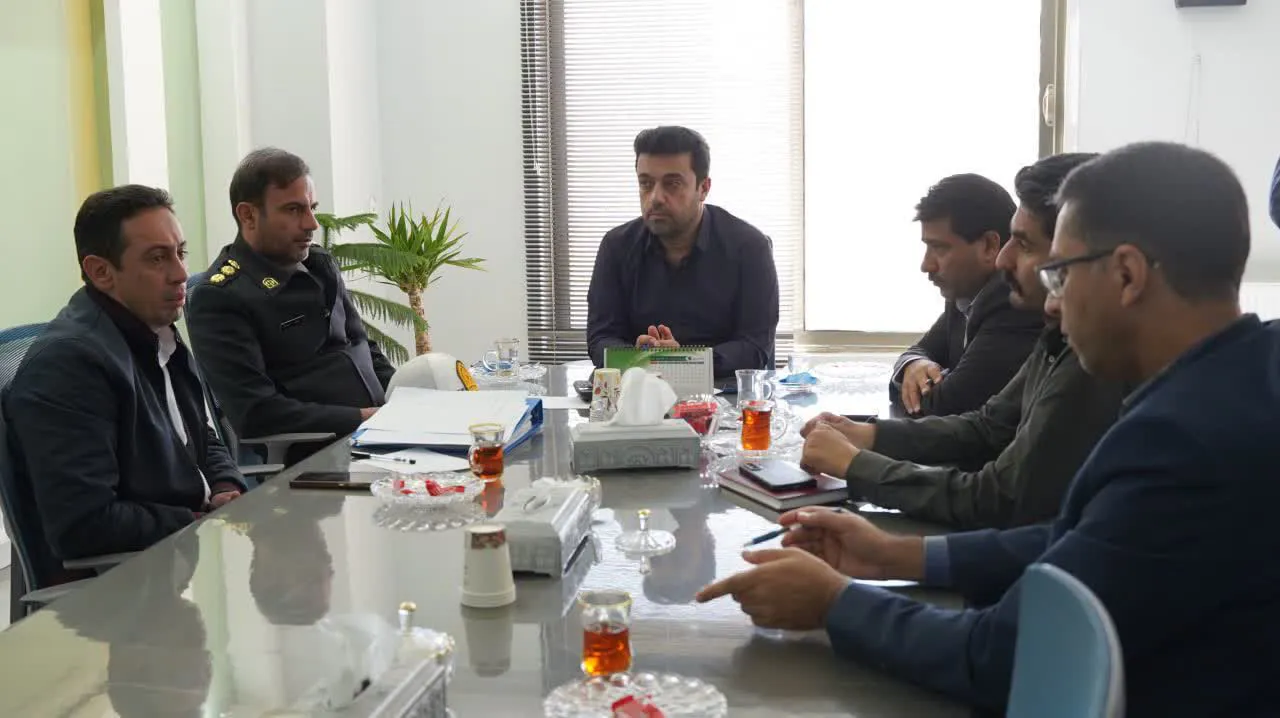 جلسه شورای ترافیک با حضور شهردار فرخ شهر 